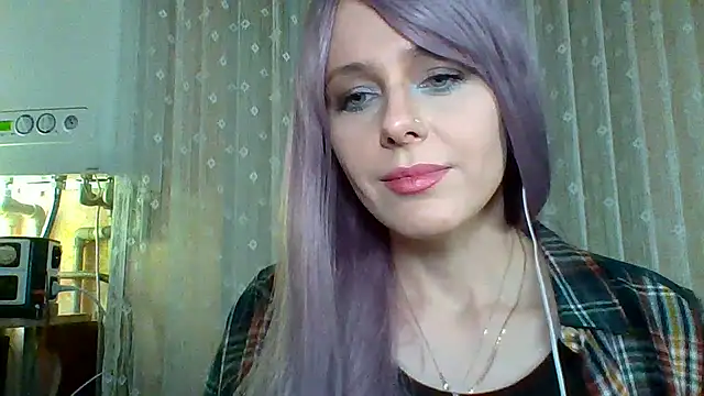 LuminousLady online show from February 2025 10:32:02 PM