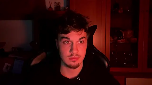 Snapshot of NaplesGuy04 chatting on February 2025 10:14:02 PM NaplesGuy04 online show from February 2025 10:14:02 PM