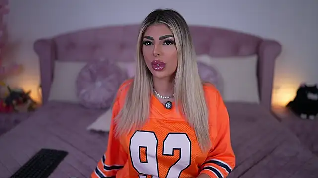 emma goodess  online show from April 2026 10:15:01 PM