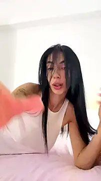 Celine Roxelle online show from July 2026 11:28:01 AM
