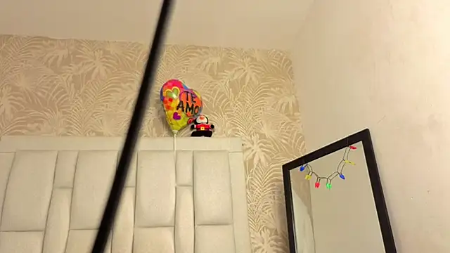 dafnnelewis online show from January 2026 11:27:02 AM