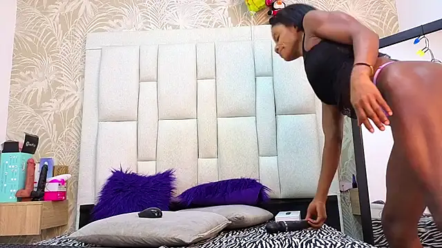 dafnnelewis online show from February 2026 11:31:01 AM