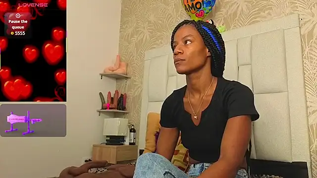 dafnnelewis online show from June 2026 12:05:02 PM