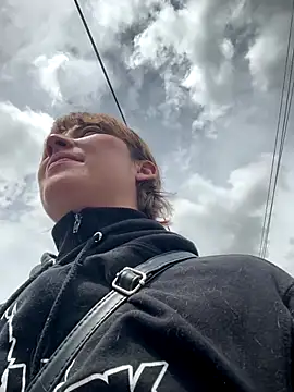 Maggie Geller online show from November 2025 04:29:02 PM