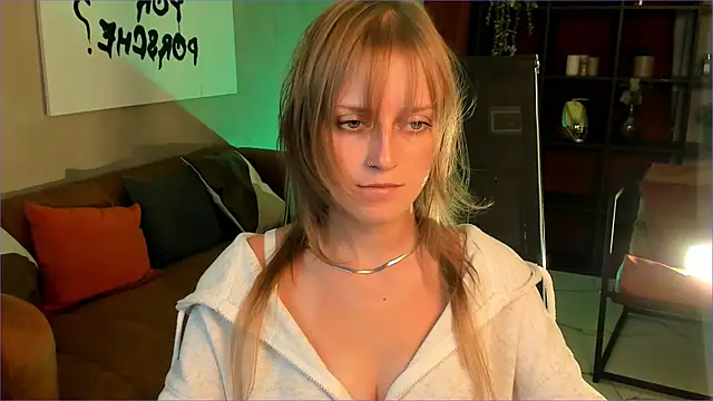 KiraMontoya online show from September 2025 08:30:01 PM