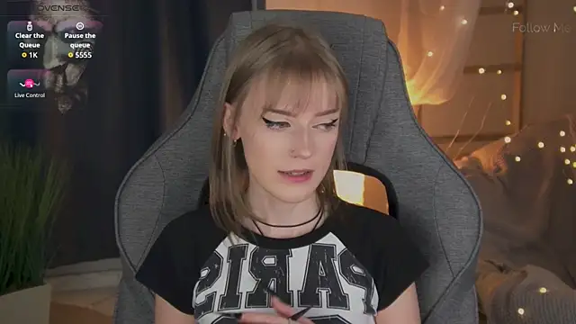 KiraMontoya online show from April 2026 05:52:02 PM