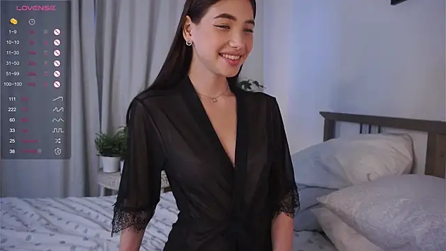 LizbethGee online show from March 2025 05:06:02 AM