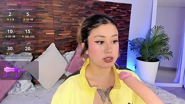 cloe palmer online show from March 2026 08:49:03 PM