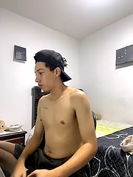 Snapshot of Gadiel_Sex chatting on October 2025 06:39:01 PM Gadiel Sex online show from October 2025 06:39:01 PM