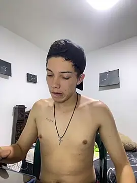 Snapshot of Gadiel_Sex chatting on October 2025 02:06:02 PM Gadiel Sex online show from October 2025 02:06:02 PM