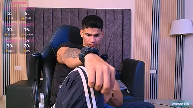 ANDRES STUD online show from July 2026 03:32:02 AM