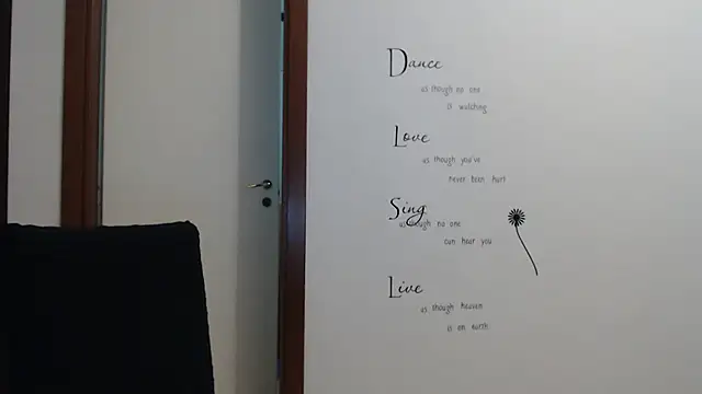 Snapshot of Eva_Eldis chatting on September 2025 01:43:02 PM Eva Eldis online show from September 2025 01:43:02 PM