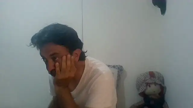 jeans and emma online show from March 2026 11:30:02 PM