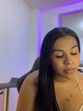 Snapshot of tinalove7 chatting on May 2026 10:04:02 PM tinalove7 online show from May 2026 10:04:02 PM