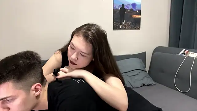 Snapshot of Tw1nFlame chatting on March 2025 06:52:01 PM Tw1nFlame online show from March 2025 06:52:01 PM