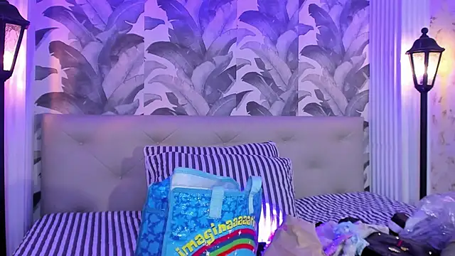 Sami Evanns online show from October 2025 03:18:02 AM