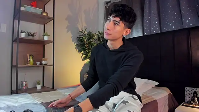 NovaaWheler online show from February 2026 11:54:02 AM