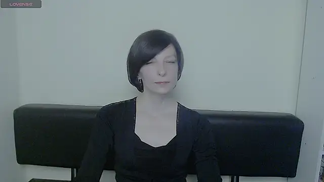Snapshot of _AngeliaFlow_ chatting on February 2025 10:39:02 AM AngeliaFlow online show from February 2025 10:39:02 AM