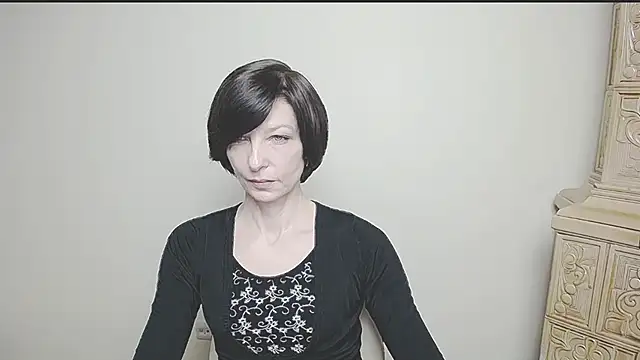 Snapshot of _AngeliaFlow_ chatting on February 2025 07:12:01 AM AngeliaFlow online show from February 2025 07:12:01 AM