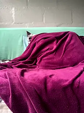 Snapshot of Uncleuncutmushroom chatting on September 2025 09:09:01 AM Uncleuncutmushroom online show from September 2025 09:09:01 AM