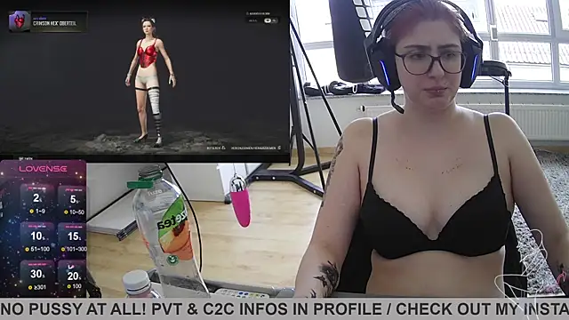 Gamergirl-Linela online show from March 2025 02:14:01 PM