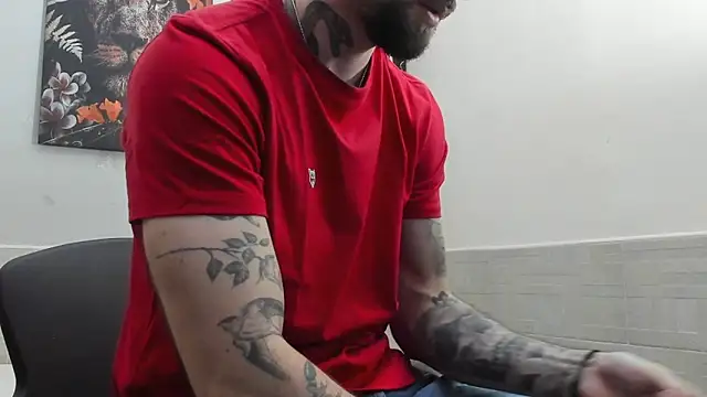 Snapshot of Luke_davis01 chatting on February 2025 12:59:01 PM Luke davis01 online show from February 2025 12:59:01 PM