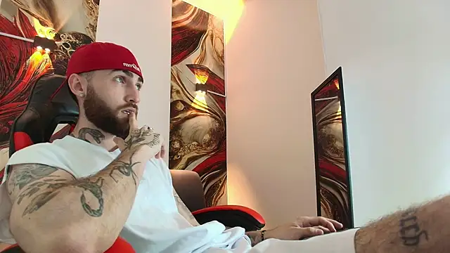 Snapshot of Luke_davis01 chatting on October 2025 01:19:01 PM Luke davis01 online show from October 2025 01:19:01 PM