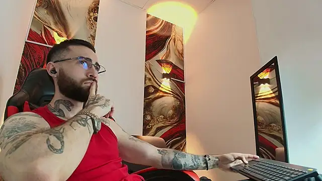 Snapshot of Luke_davis01 chatting on October 2025 01:23:01 PM Luke davis01 online show from October 2025 01:23:01 PM