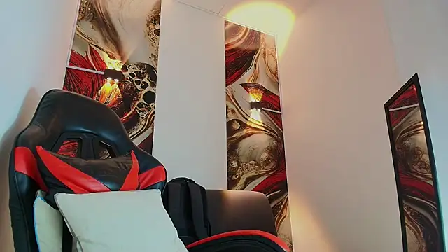 Snapshot of Luke_davis01 chatting on November 2025 01:12:02 PM Luke davis01 online show from November 2025 01:12:02 PM