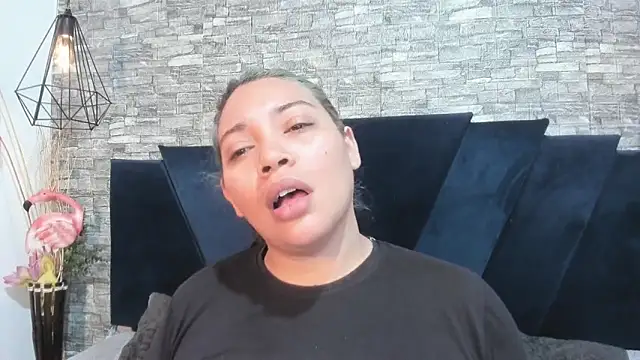 Sophia Brunett online show from March 2026 11:50:02 AM