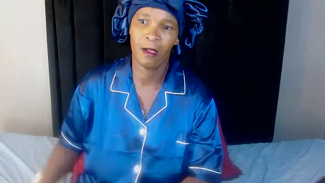 Snapshot of BLACKMALFXXX chatting on October 2025 06:09:02 PM BLACKMALFXXX online show from October 2025 06:09:02 PM