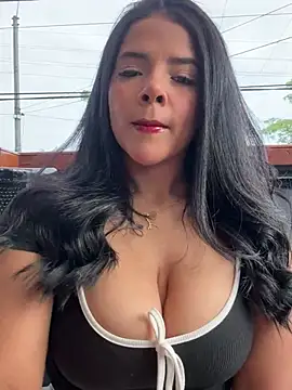 HannahFiore online show from February 2025 10:15:01 PM