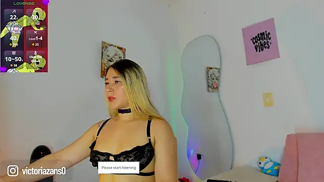 Vickyallien online show from April 2026 04:12:01 PM