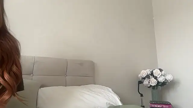 skyejde online show from November 2025 12:28:02 PM