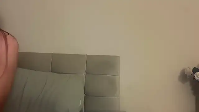 skyejde online show from December 2025 05:55:02 PM