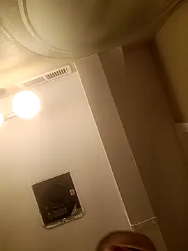 mkestr69 online show from March 2026 06:19:02 PM