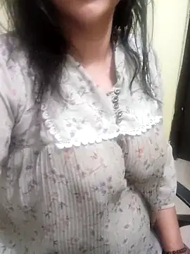 Snapshot of Your_cutiepie_ chatting on March 2025 06:31:01 PM Your cutiepie online show from March 2025 06:31:01 PM