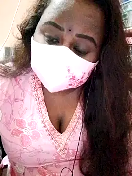 Snapshot of dolly_telugu01 chatting on March 2025 10:32:02 PM dolly telugu01 online show from March 2025 10:32:02 PM