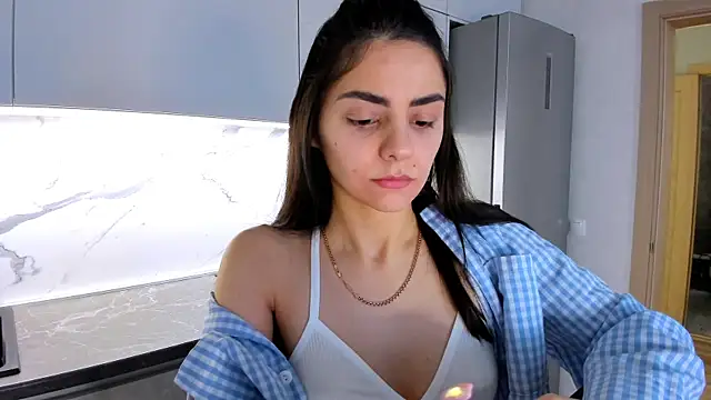 EmiliaZen online show from March 2025 11:27:02 AM