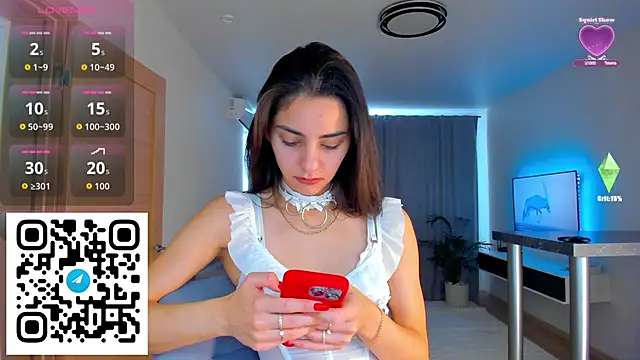 EmiliaZen online show from November 2025 12:27:02 PM