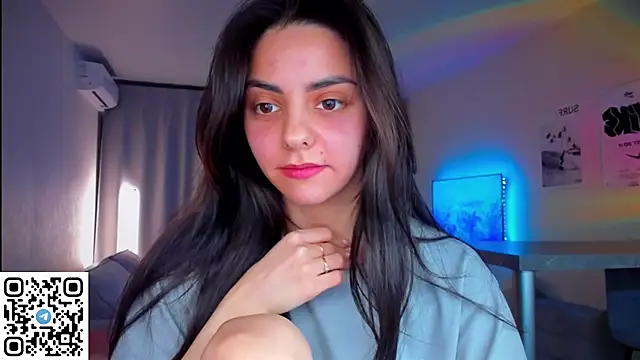 EmiliaZen online show from April 2026 12:12:01 AM