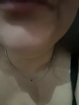 daianaspencer online show from April 2026 06:51:01 AM