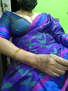 niiveditha online show from November 2025 01:17:02 PM