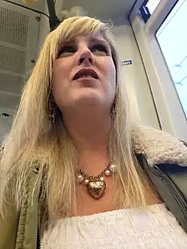 Sexybiene969 online show from October 2025 03:11:02 PM