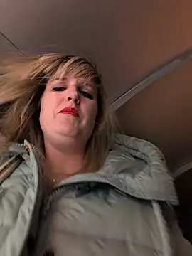 Sexybiene969 online show from November 2025 04:06:02 PM