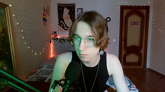 Snapshot of tangerine4dreams chatting on February 2025 10:28:02 AM tangerine4dreams online show from February 2025 10:28:02 AM