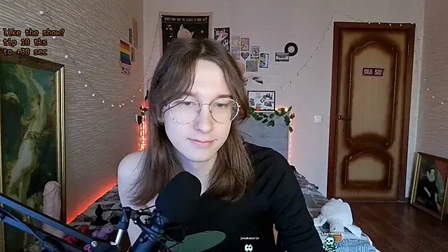 Snapshot of tangerine4dreams chatting on March 2025 06:58:02 AM tangerine4dreams online show from March 2025 06:58:02 AM