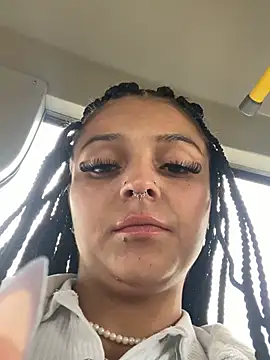 Dulce  Boyd online show from February 2026 01:09:01 PM