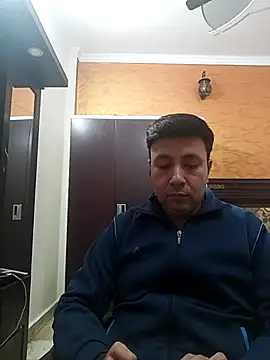 innocentboy1987 online show from December 2025 09:47:02 AM