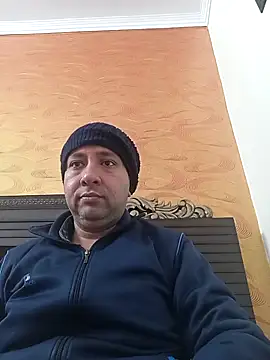 innocentboy1987 online show from February 2026 07:24:01 AM